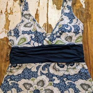 Patagonia women's dress size medium